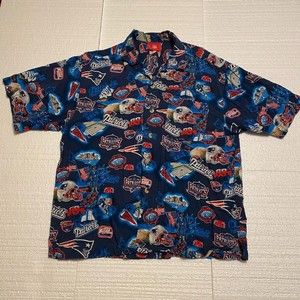 New England Patriots Button Front Hawaiian Camp Shirt 43" Chest